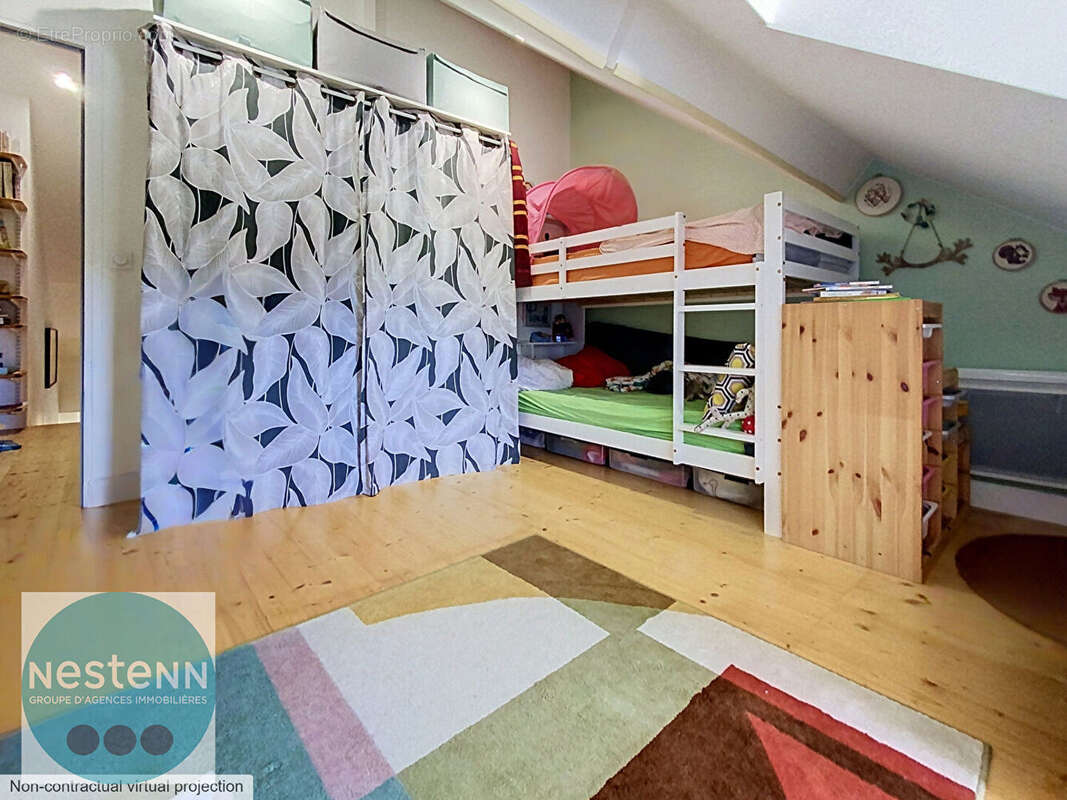 Maison de ville des années 30 rénovée en 2017 - 4 pièces ? Saint-Marceau / Cigogne Orléans 110 m2 et sa cour privée sans vis à v - photo 8