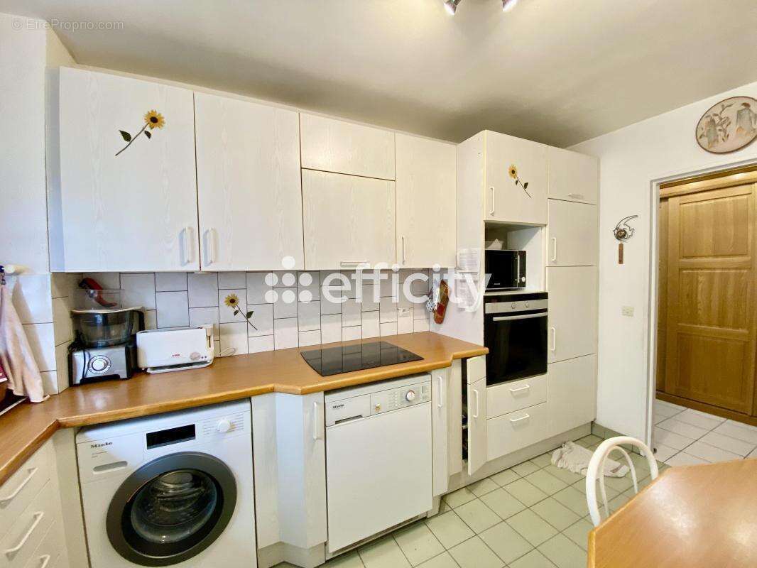 Appartement à RUEIL-MALMAISON