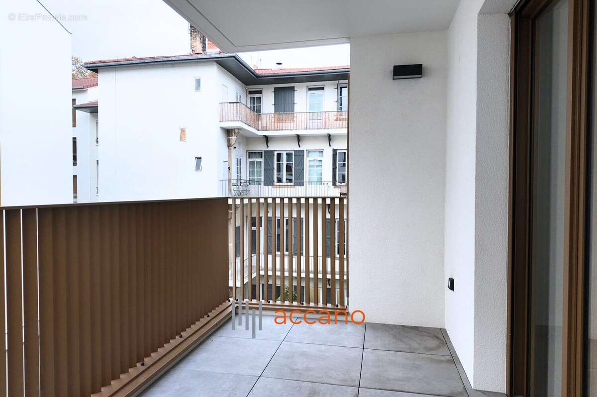 Appartement à LYON-9E