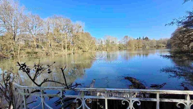 Maison à CHATEAU-GONTIER