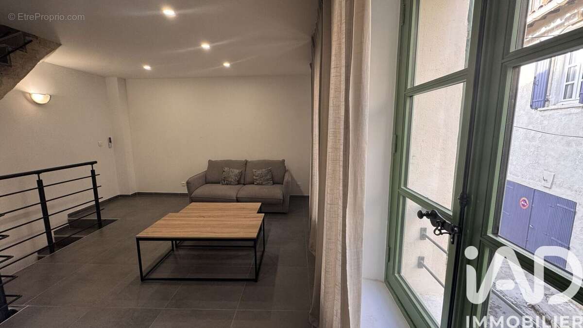 Photo 2 - Maison à SAINT-GILLES