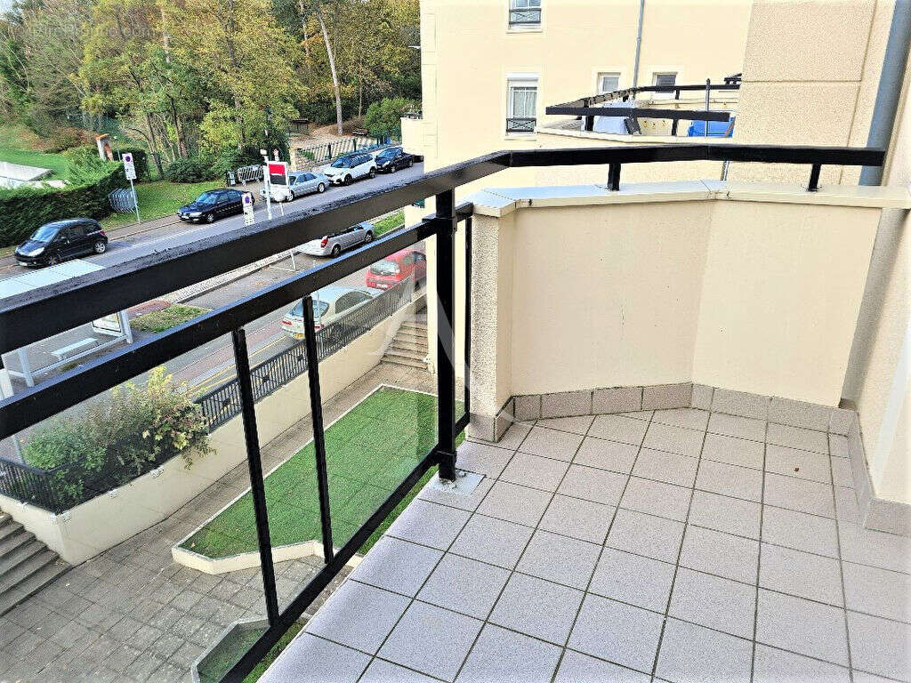 Appartement à CARRIERES-SOUS-POISSY