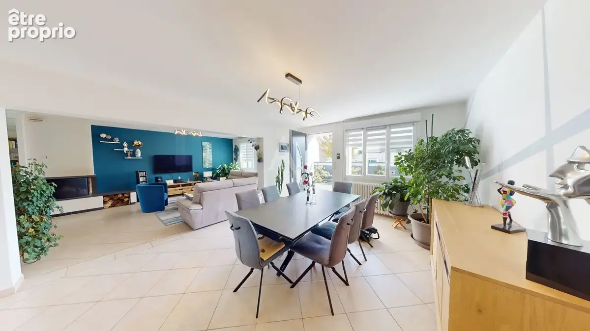 Maison coup de coeur à vendre à Chécy Maison avec garage, dépendance et carport - photo 5