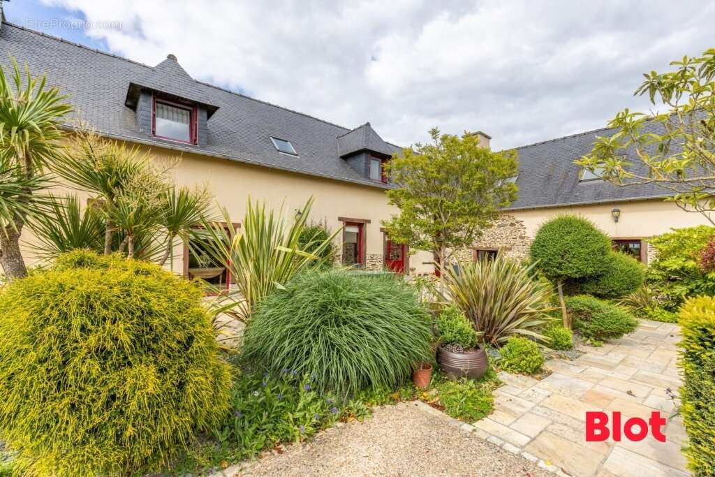 Maison à CHATEAUGIRON