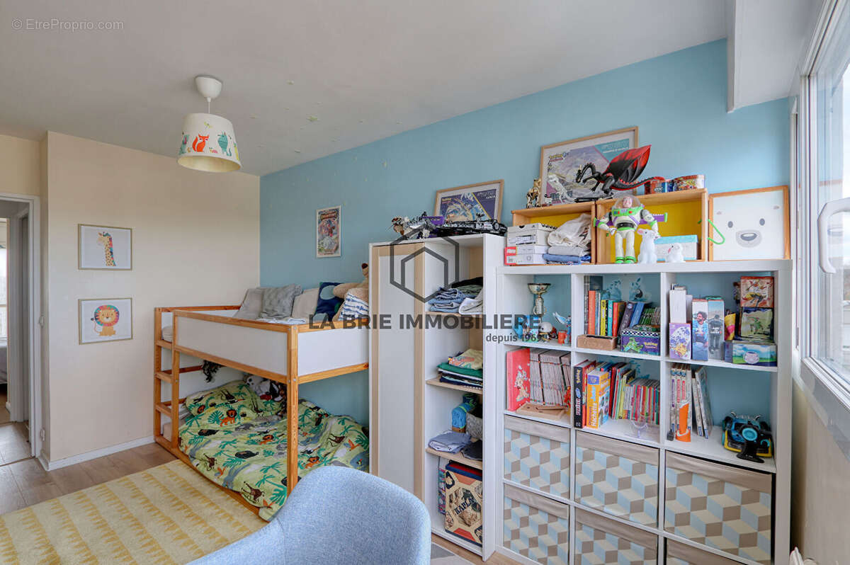 Appartement à LIMEIL-BREVANNES