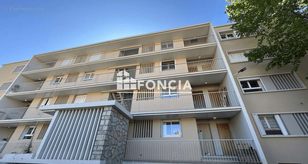 Appartement à DRAGUIGNAN