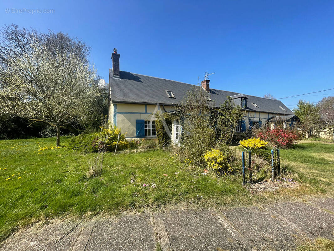 Maison à FONTENAY-TORCY