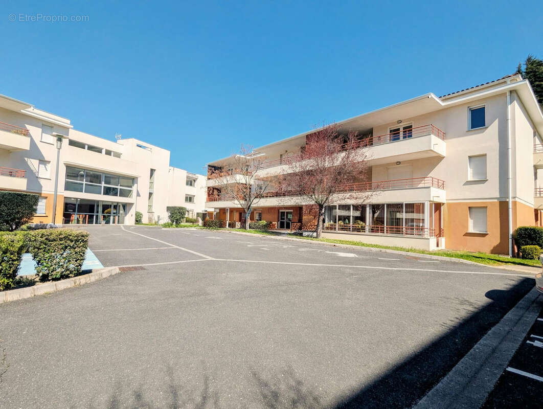 T3 en rez-de-chaussée avec terrasse   Résidence calme - photo 2
