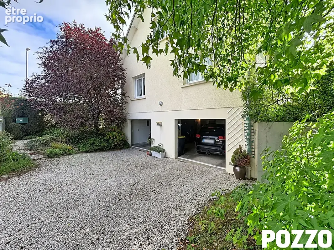 A vendre - maison centre bourg de torigni avec sous-sol total et plain pied. - photo 15