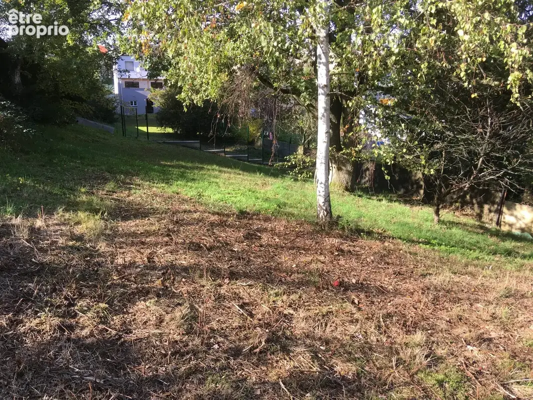 Terrain à L'HOPITAL