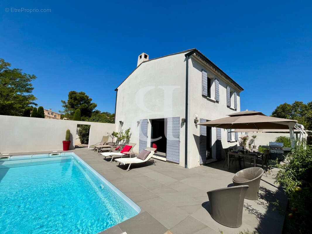Maison à MAUSSANE-LES-ALPILLES