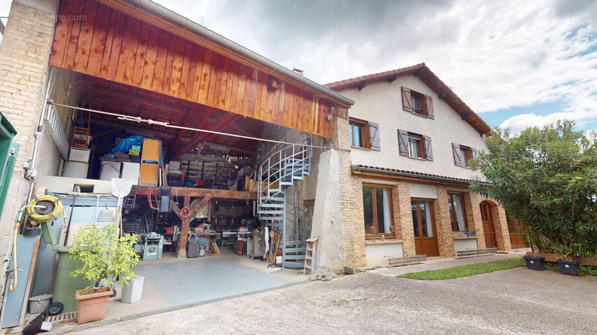 Maison à EYBENS