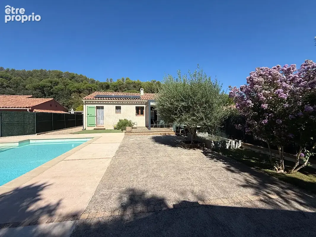 Photo Maison à Tourves au prix de 374 000€