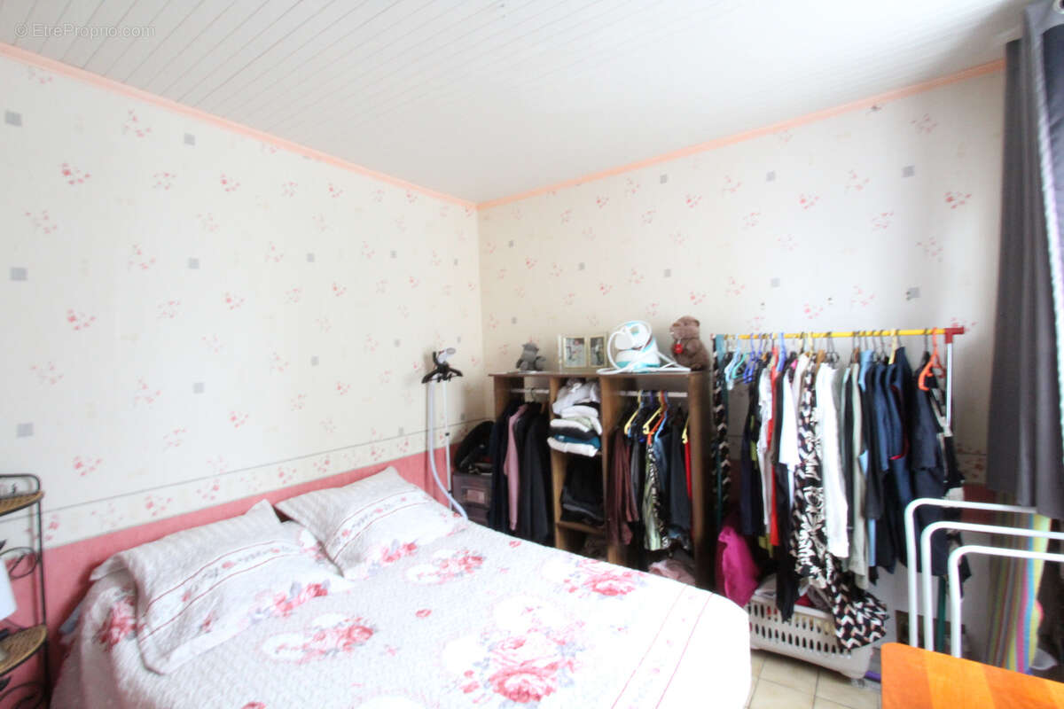 Maison à SUILLY-LA-TOUR