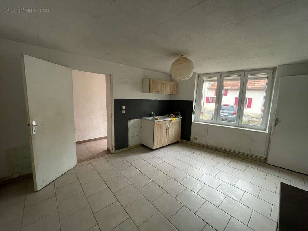 Maison à WAVILLE