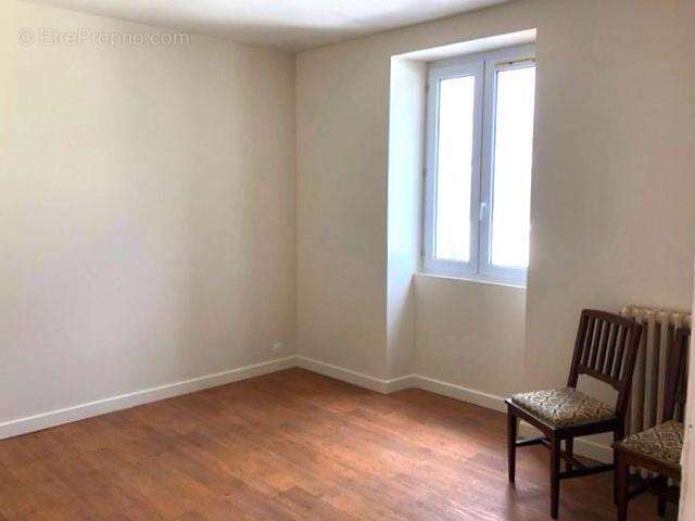 Commerce à THOUARE-SUR-LOIRE