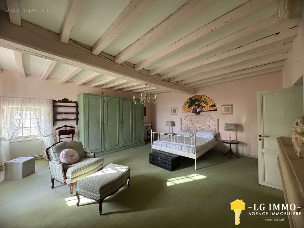 Maison à SAINT-SIGISMOND-DE-CLERMONT