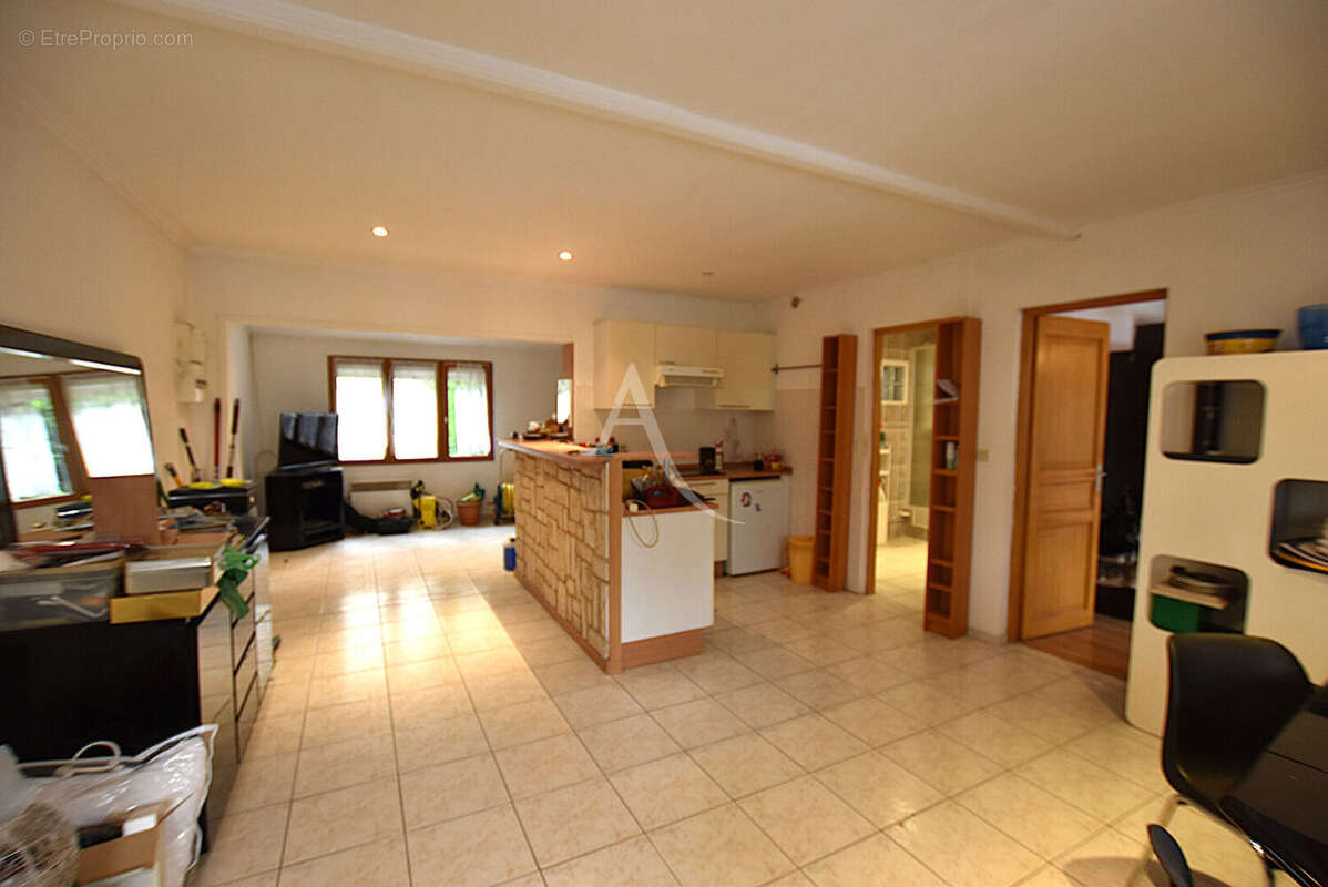 Appartement à QUINCY-SOUS-SENART