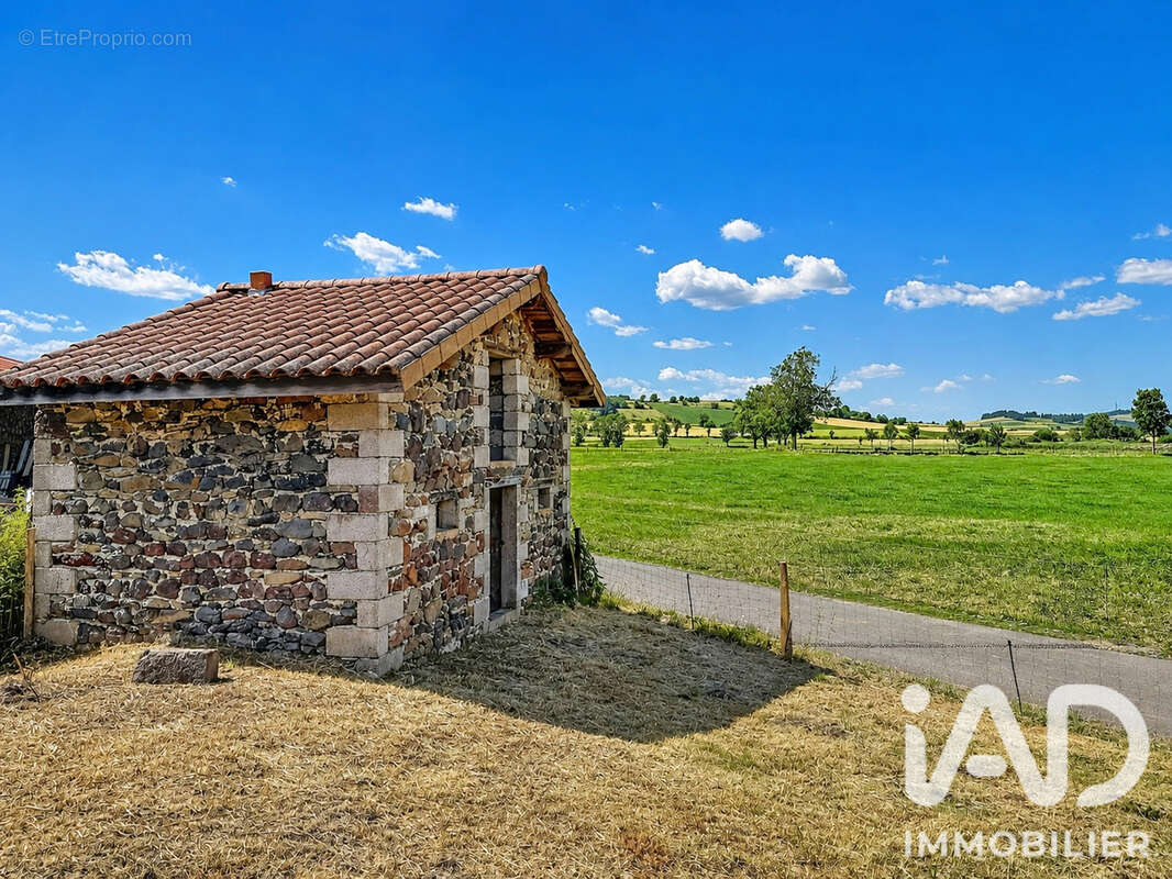 Maison 97 m² à Saint-Jean-De-Nay  - photo 3