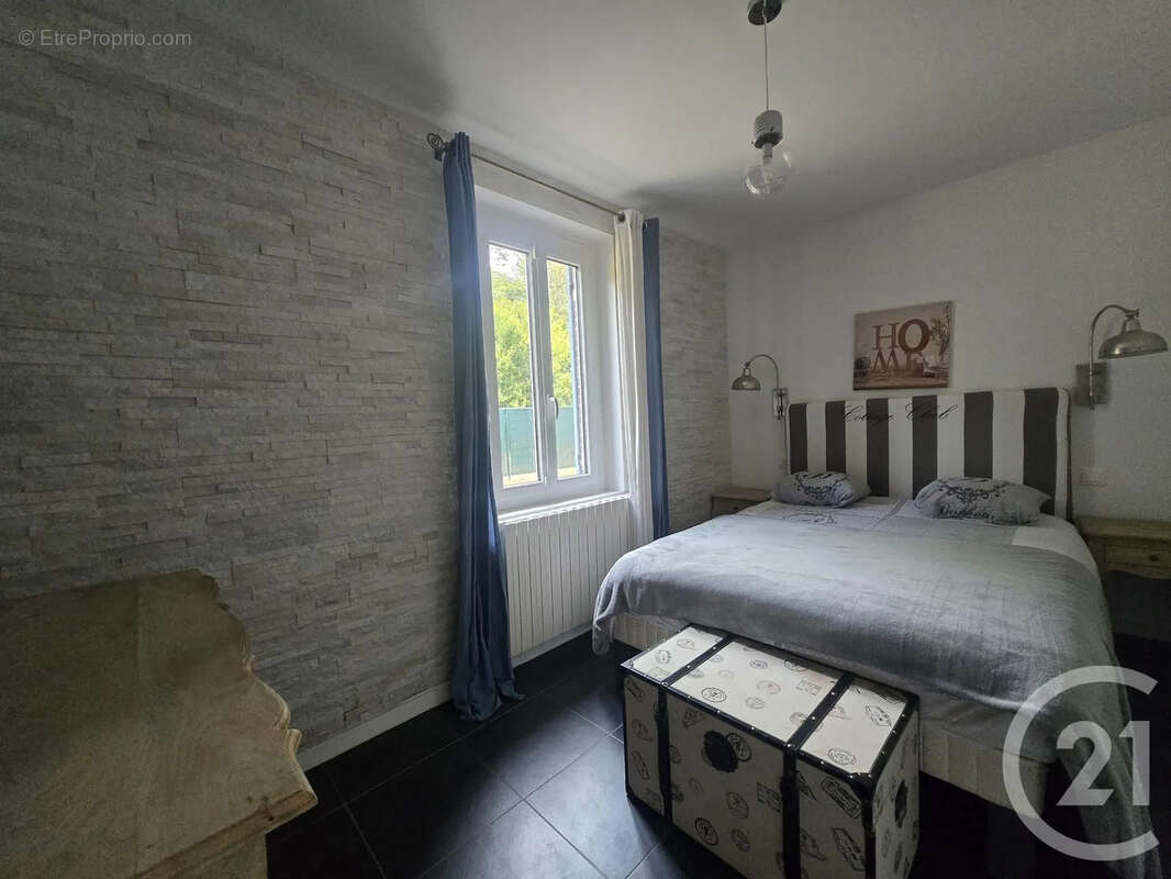Maison 132 m² à Les Baux-De-Breteuil  - photo 6