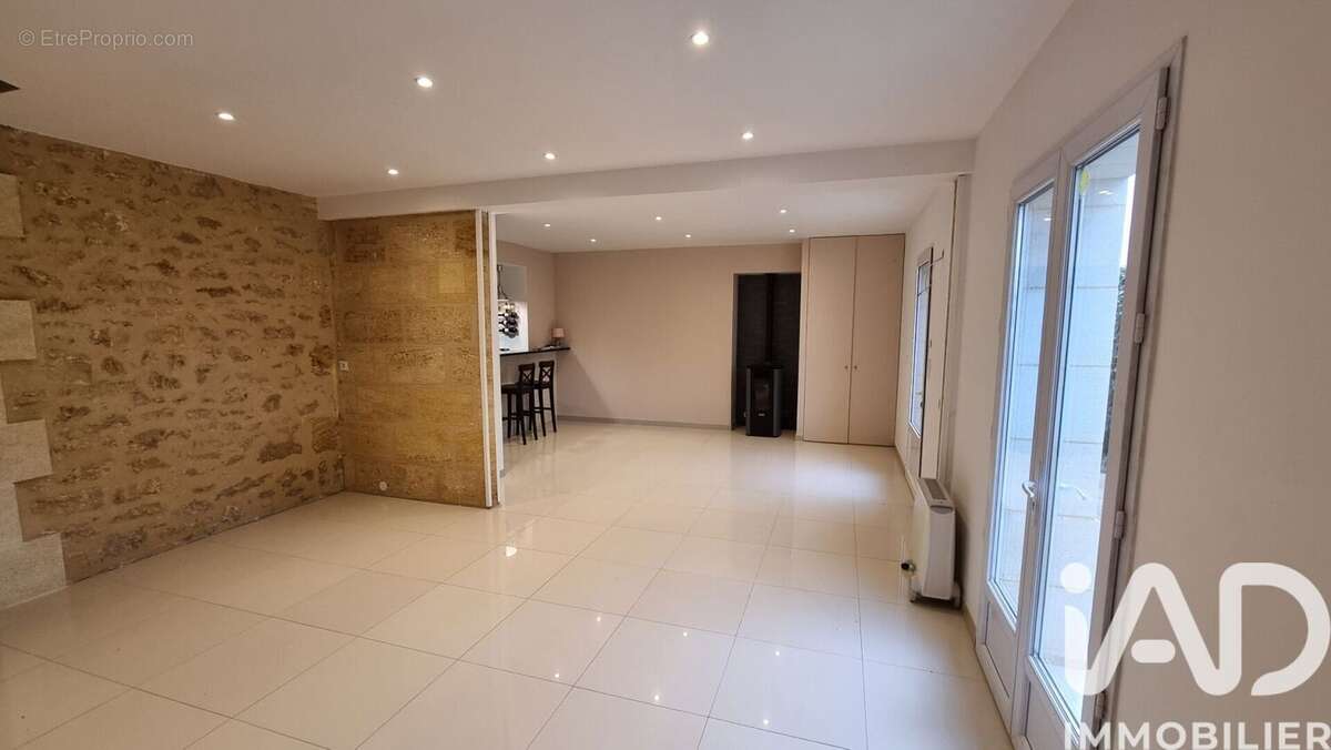 Photo 5 - Maison à SAINT-GENES-DE-CASTILLON