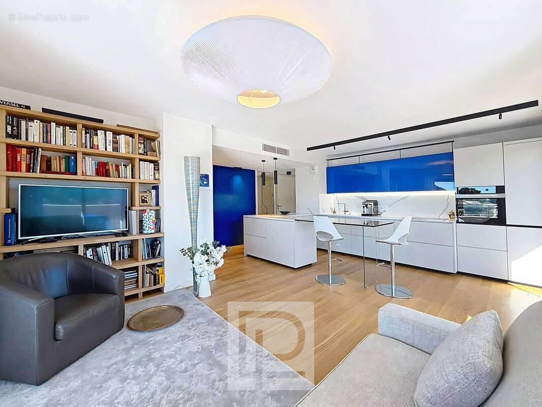 Appartement à MOUGINS