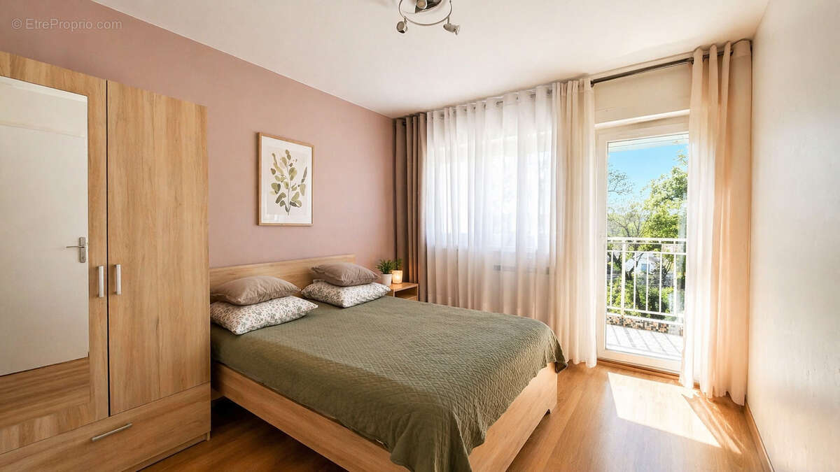 Appartement à SAVIGNY-SUR-ORGE