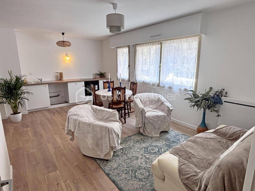 Appartement à BORDEAUX