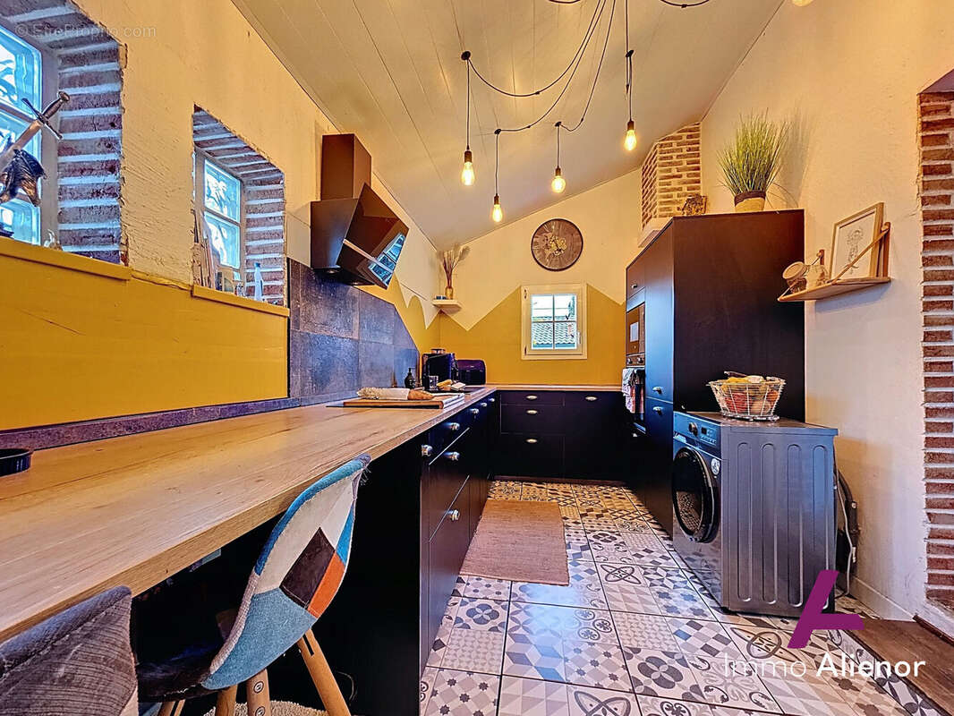 Maison à BELIN-BELIET