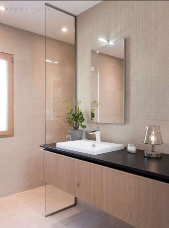 Appartement à ARLES