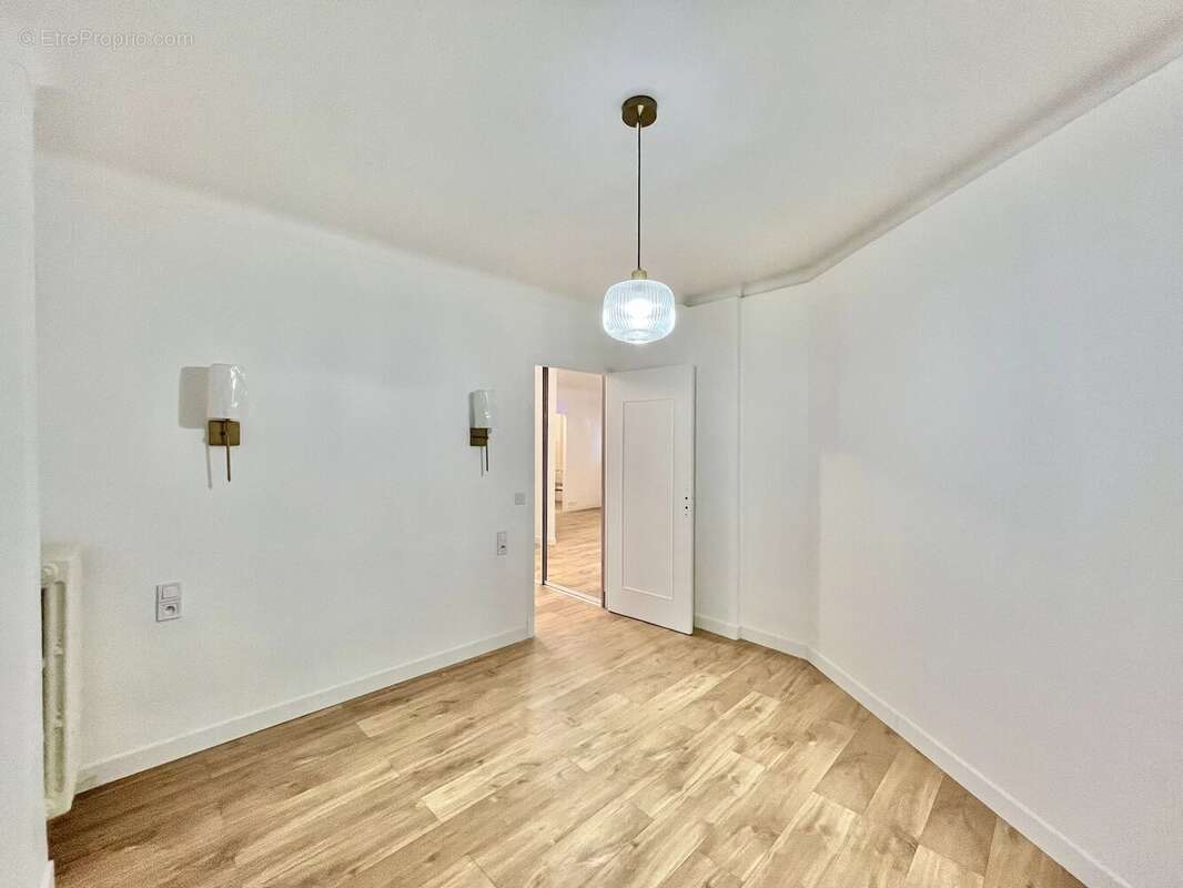 Appartement à MENTON