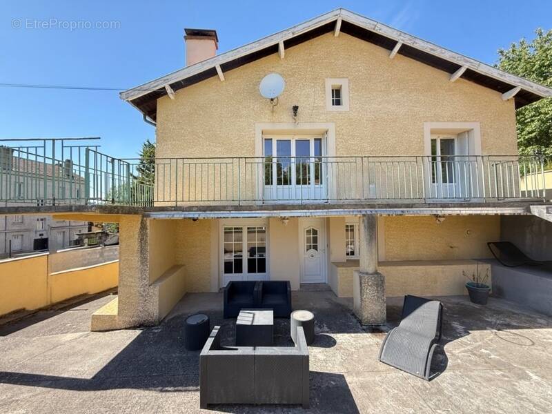 Maison à LA RICAMARIE
