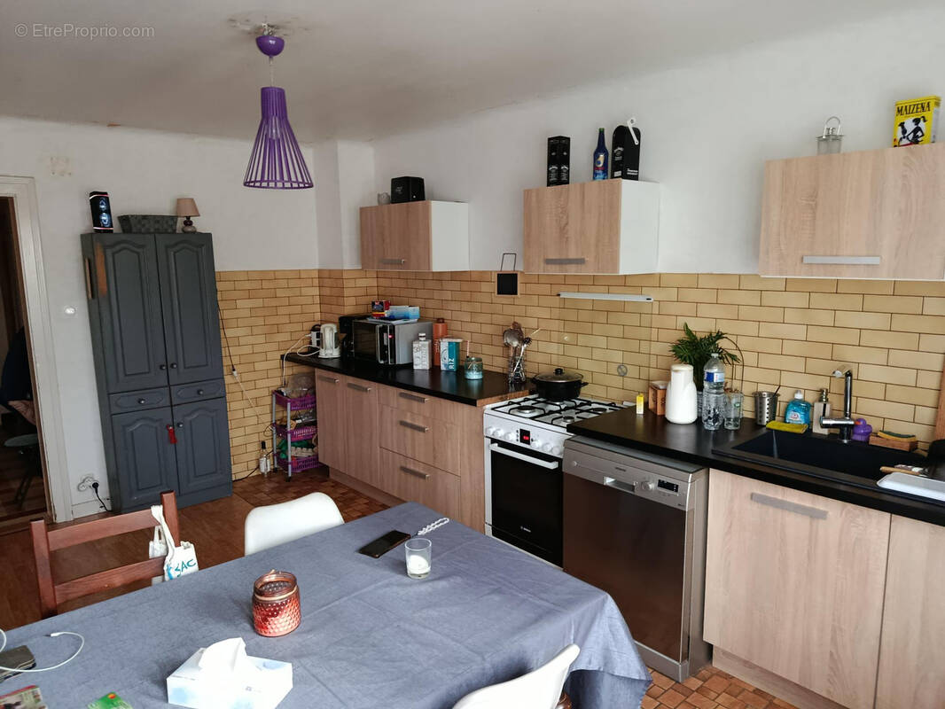 Maison à LINDRE-BASSE