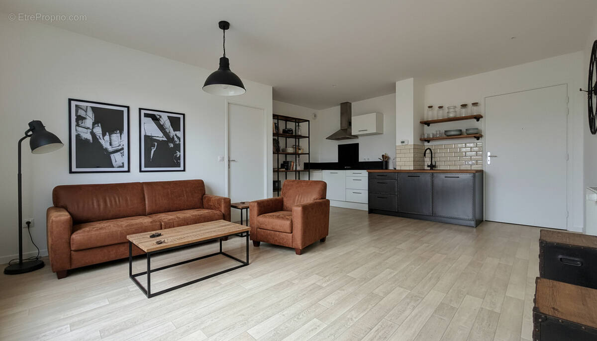 Appartement à CORBEIL-ESSONNES