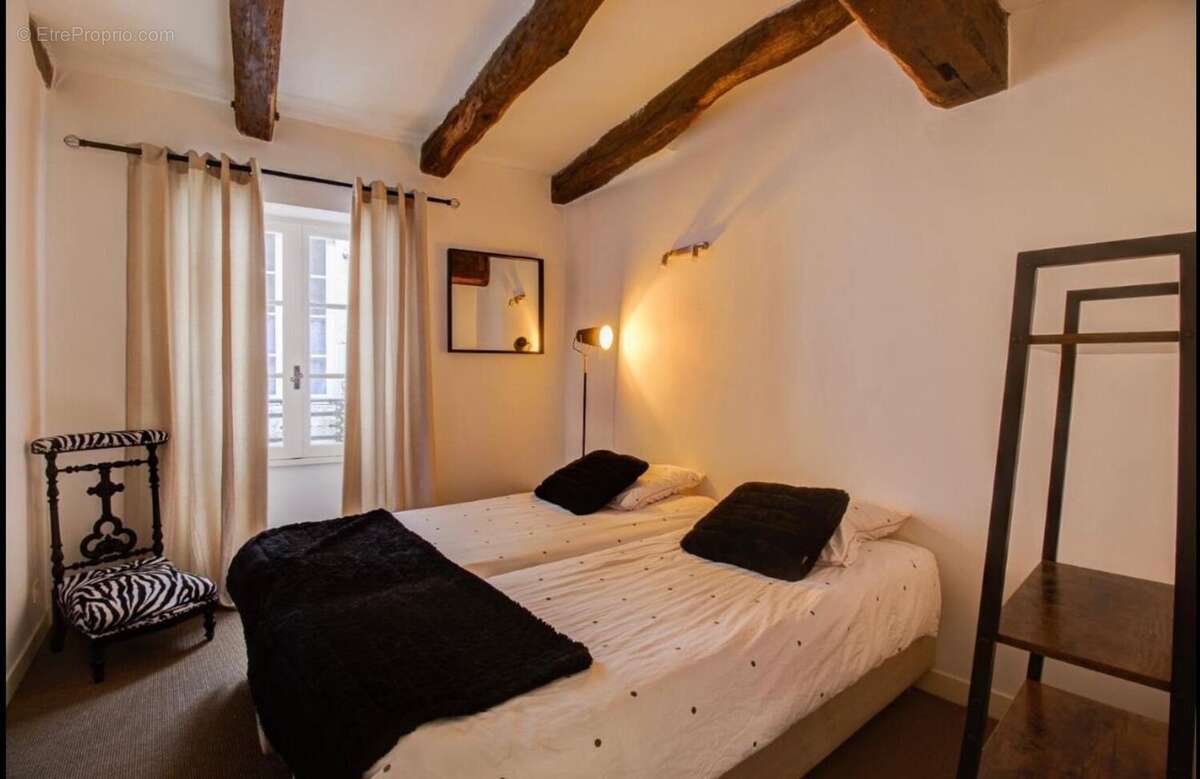 Appartement - 2 chambres - refait à neuf - photo 3