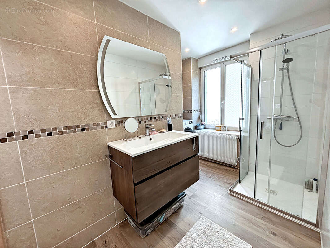 Appartement à JARVILLE-LA-MALGRANGE