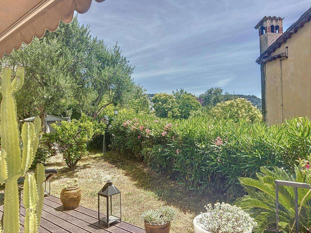 Appartement à LE CANNET