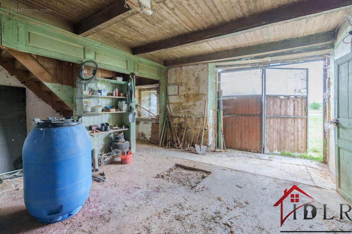 Maison 350 m² à Guyonvelle  - photo 14