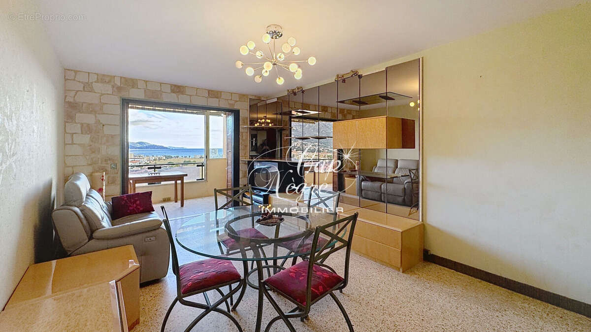 Appartement à LE LAVANDOU