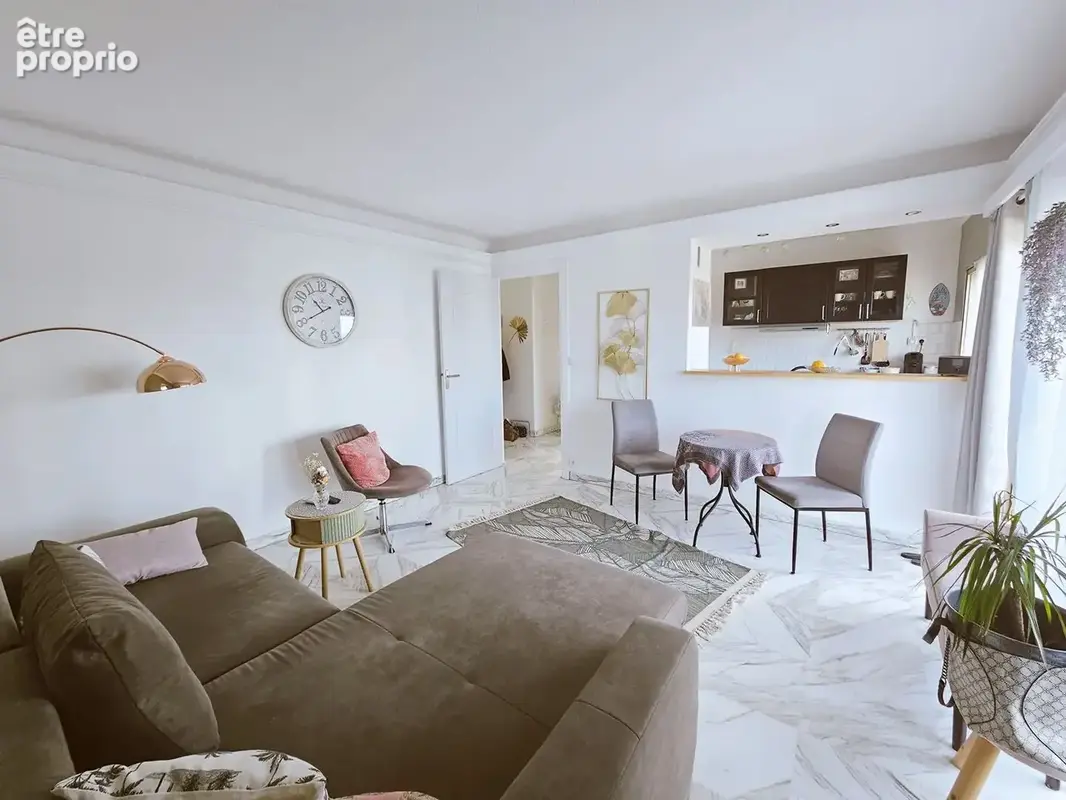 Appartement 46 m² à Le Cannet  - photo 1