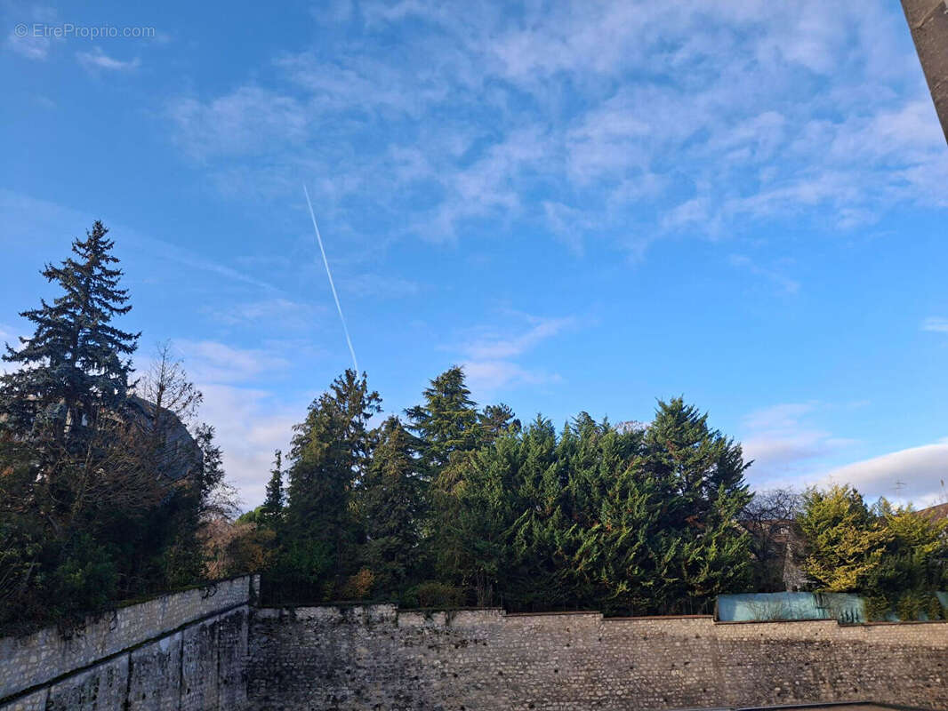 Appartement à CHAVILLE