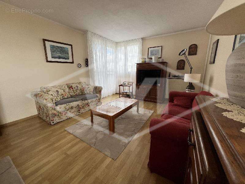 Appartement à QUINCY-SOUS-SENART