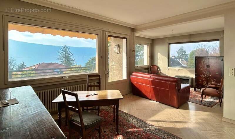 Maison à VEYRIER-DU-LAC