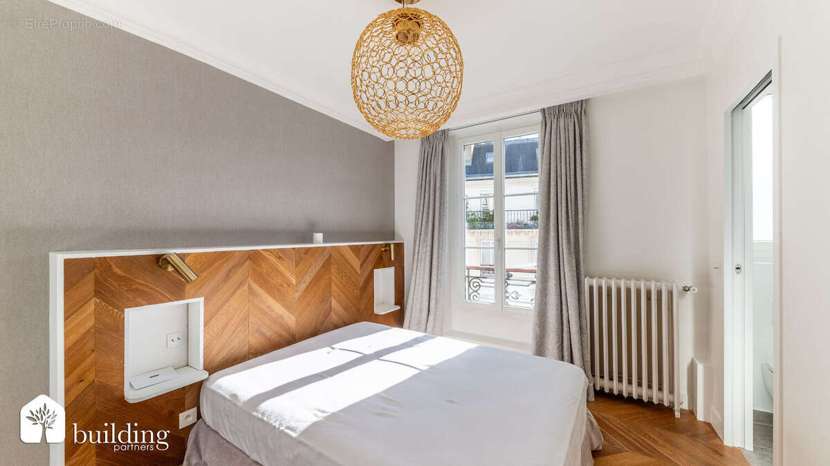 Appartement à NEUILLY-SUR-SEINE