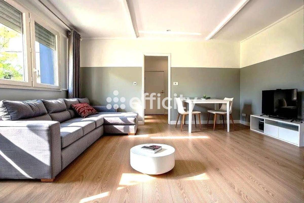 Appartement à EPINAY-SUR-SEINE