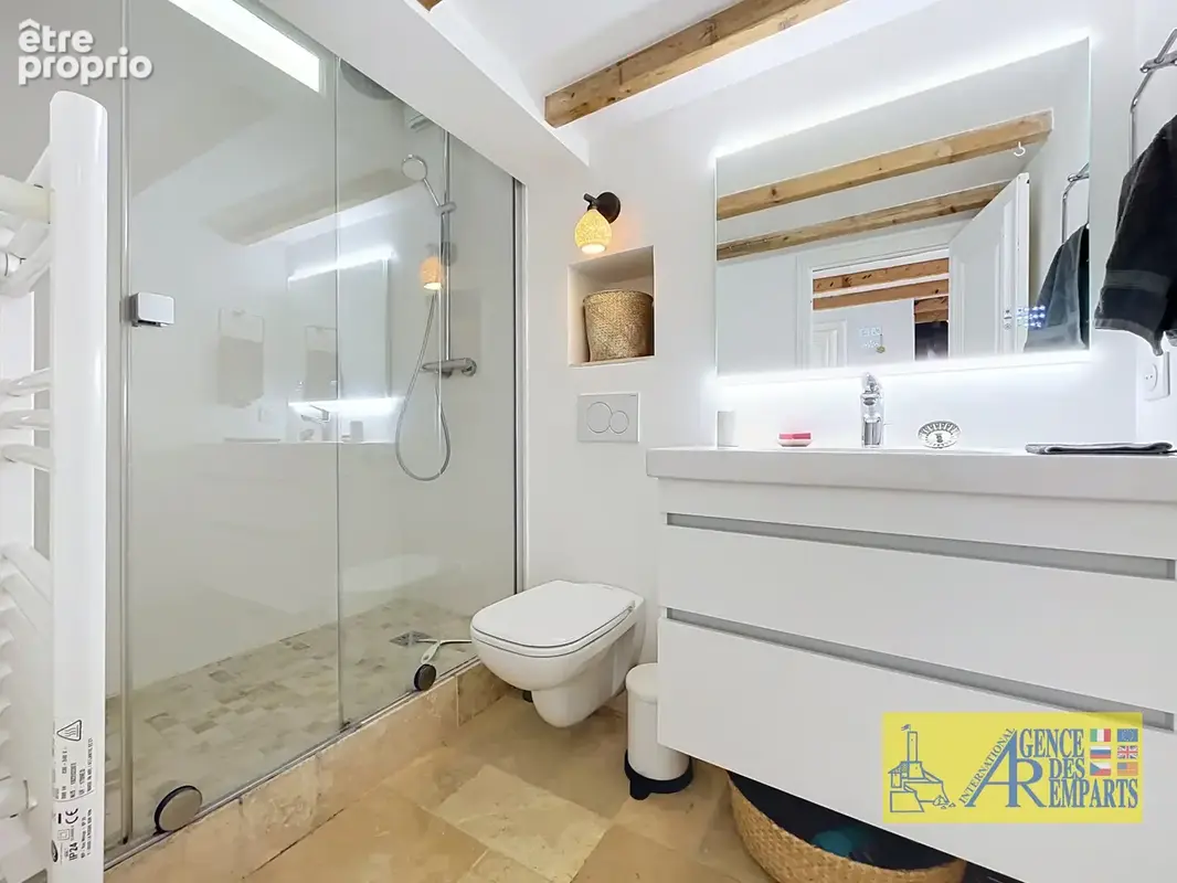 Vieil antibes appartement 2 pieces vue mer - photo 14