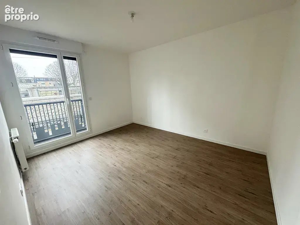 Appartement 2 pièces 42 m² à vendre à Neuilly-Plaisance (93360) - photo 2