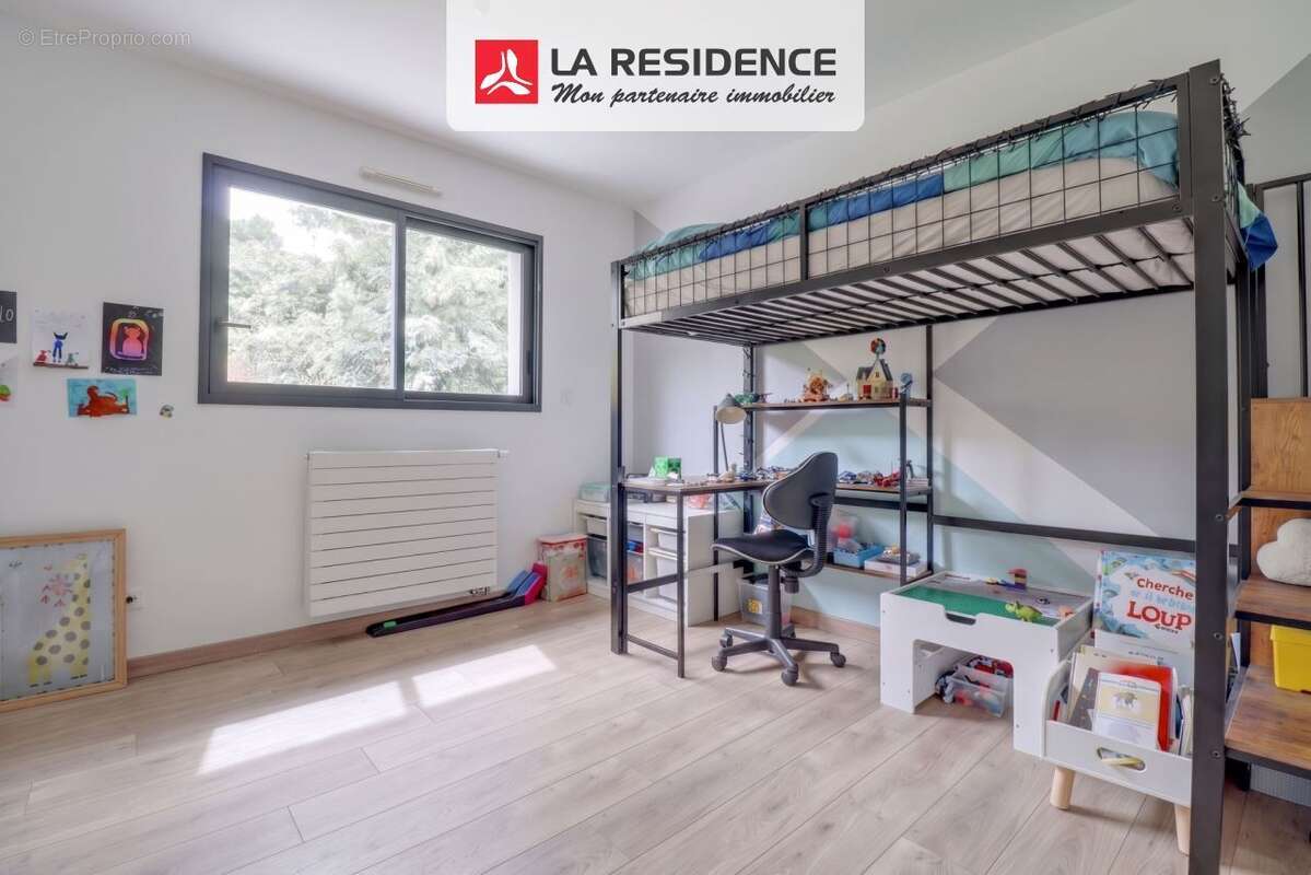 Maison 120 m² à Pont-De-L'arche  - photo 9