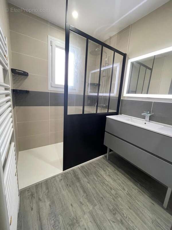 Maison 103 m² à Marcille-La-Ville  - photo 8