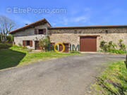 Maison à MALVALETTE